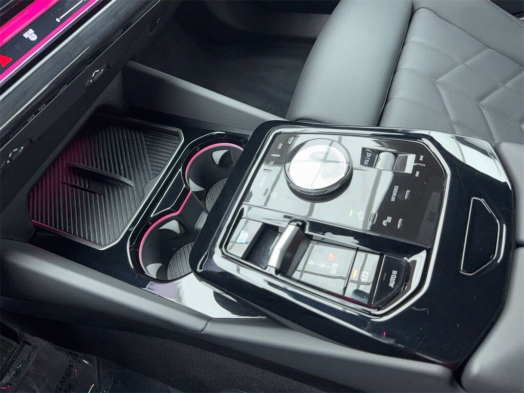2024 BMW i5 eDrive40 NAV,CAM,SUNROOF,HTD STS,HEADS UP Plano TX