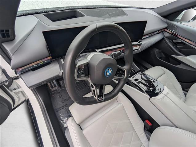 2024 BMW i5 eDrive40