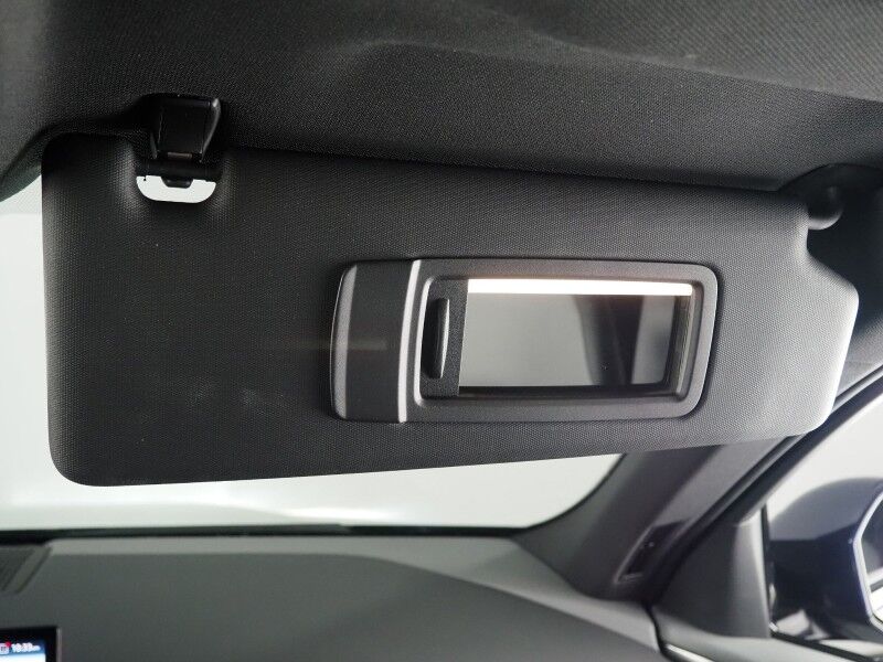 2024 BMW i5 eDrive40 Sedan *M SPORT, EXECUTIVE PKG, DRIVING ASSIST PRO PKG, HEADS-UP DISPLAY, NAVIGATION, ADAPTIVE CRUISE, SAFETY ALERTS, 360 CAMERAS, SKY LOUNGE ROOF, MERINO LEATHER, CLIMATE/MULTI-FUNCTION SEATS, BOWERS & WILKINS Round Rock TX