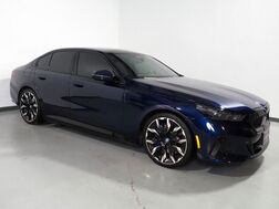 2024_BMW_i5 eDrive40 Sedan_*M SPORT, EXECUTIVE PKG, DRIVING ASSIST PRO PKG, HEADS-UP DISPLAY, NAVIGATION, ADAPTIVE CRUISE, SAFETY ALERTS, 360 CAMERAS, SKY LOUNGE ROOF, MERINO LEATHER, CLIMATE/MULTI-FUNCTION SEATS, BOWERS & WILKINS_ Round Rock TX