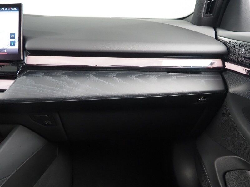 2024 BMW i5 eDrive40 Sedan *M SPORT, EXECUTIVE PKG, DRIVING ASSIST PRO PKG, HEADS-UP DISPLAY, NAVIGATION, ADAPTIVE CRUISE, SAFETY ALERTS, 360 CAMERAS, SKY LOUNGE ROOF, MERINO LEATHER, CLIMATE/MULTI-FUNCTION SEATS, BOWERS & WILKINS Round Rock TX