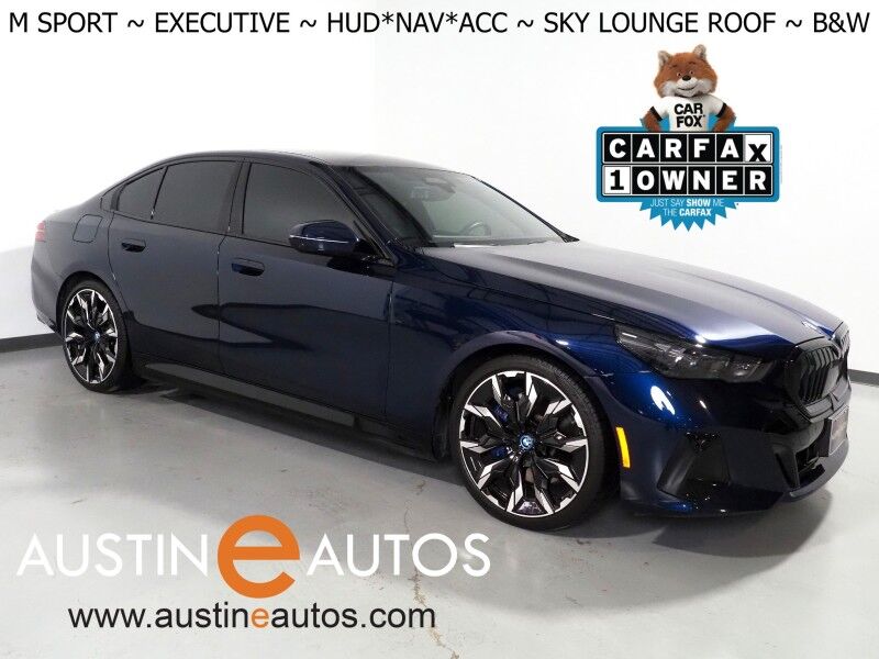 2024 BMW i5 eDrive40 Sedan *M SPORT, EXECUTIVE PKG, DRIVING ASSIST PRO PKG, HEADS-UP DISPLAY, NAVIGATION, ADAPTIVE CRUISE, SAFETY ALERTS, 360 CAMERAS, SKY LOUNGE ROOF, MERINO LEATHER, CLIMATE/MULTI-FUNCTION SEATS, BOWERS & WILKINS