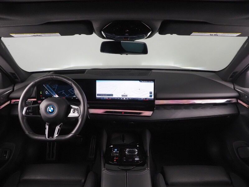 2024 BMW i5 eDrive40 Sedan *M SPORT PKG, EXECUTIVE PKG, DRIVING ASSIST PRO PKG, HEADS-UP DISPLAY, NAVIGATION, ADAPTIVE CRUISE, SAFETY ALERTS, 360 CAMERAS, SKY LOUNGE ROOF, MERINO LEATHER, CLIMATE/MULTI-FUNCTION SEATS, BOWERS & WILKINS
