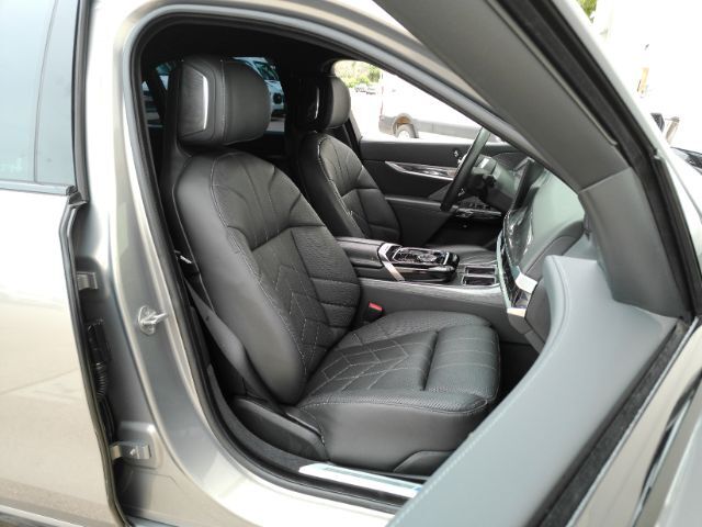 2024 BMW i7 xDrive60 Plano TX