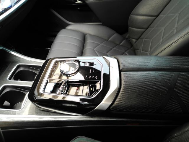2024 BMW i7 xDrive60 Plano TX