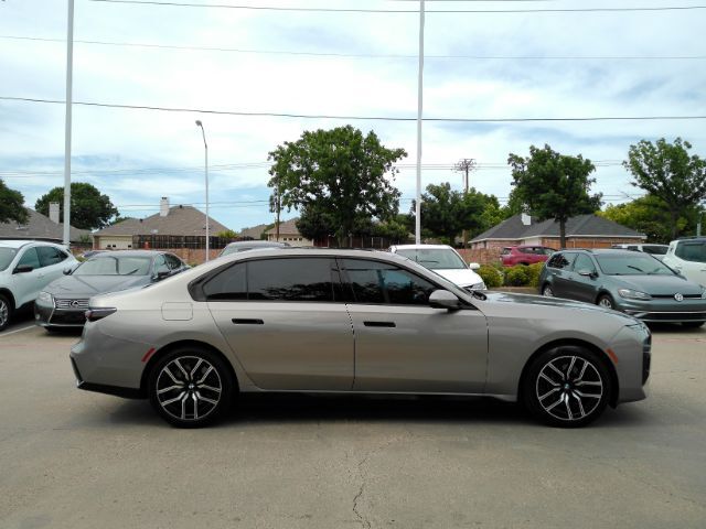 2024 BMW i7 xDrive60 Plano TX
