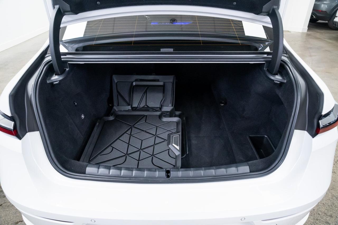 2024 BMW i7 xDrive60 Premium Package Driving Assist Package Portland OR