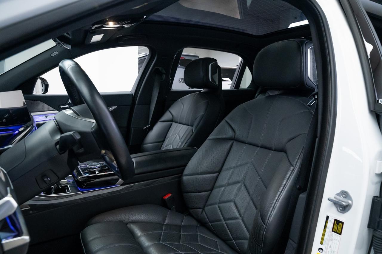 2024 BMW i7 xDrive60 Premium Package Driving Assist Package Portland OR