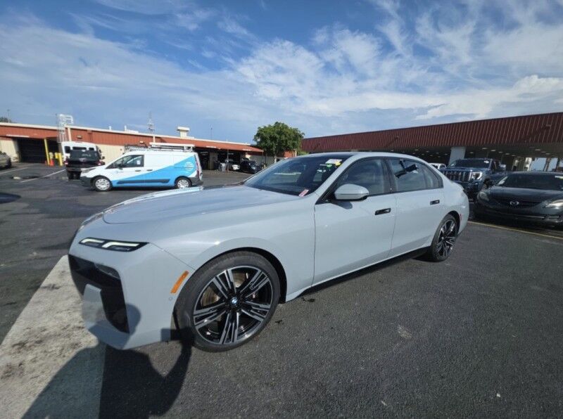 2024 BMW i7 xDrive60 Willowbrook IL