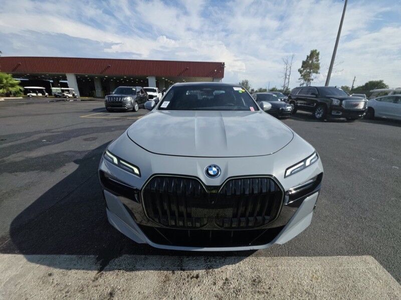 2024 BMW i7 xDrive60 Willowbrook IL