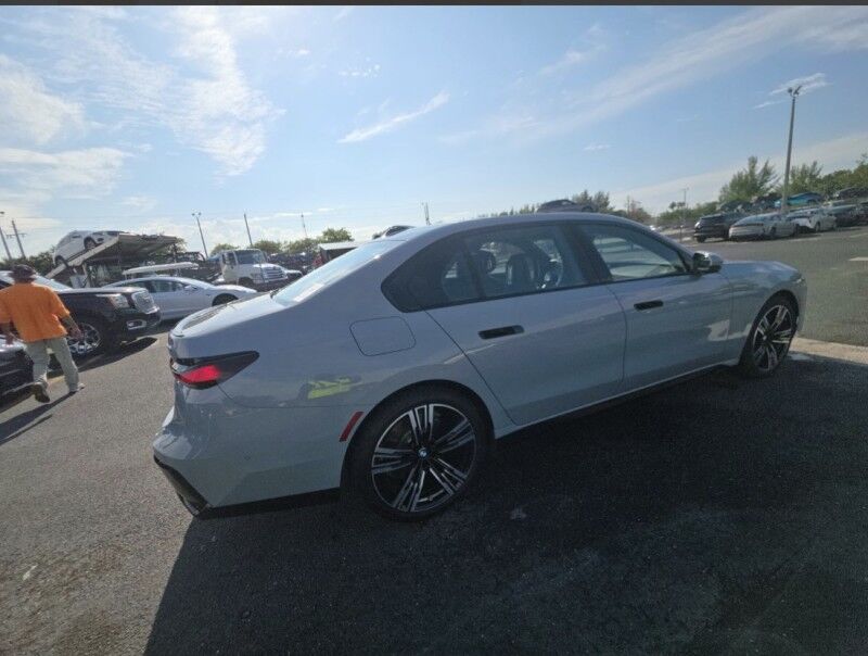 2024 BMW i7 xDrive60