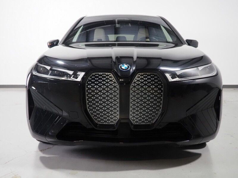 2024 BMW iX M60 AWD LUXURY PKG, DRIVING ASSISTANCE PRO PKG, HEADS-UP DISPLAY, NAVIGATION, ADAPTIVE CRUISE, 360 CAMERAS, PANO ECLIPSING GLASS ROOF, CLIMATE/MULTI-FUNCTION SEATS, HEATED STEERING, BOWERS & WILKINS, WIRELESS CHARGING Round Rock TX