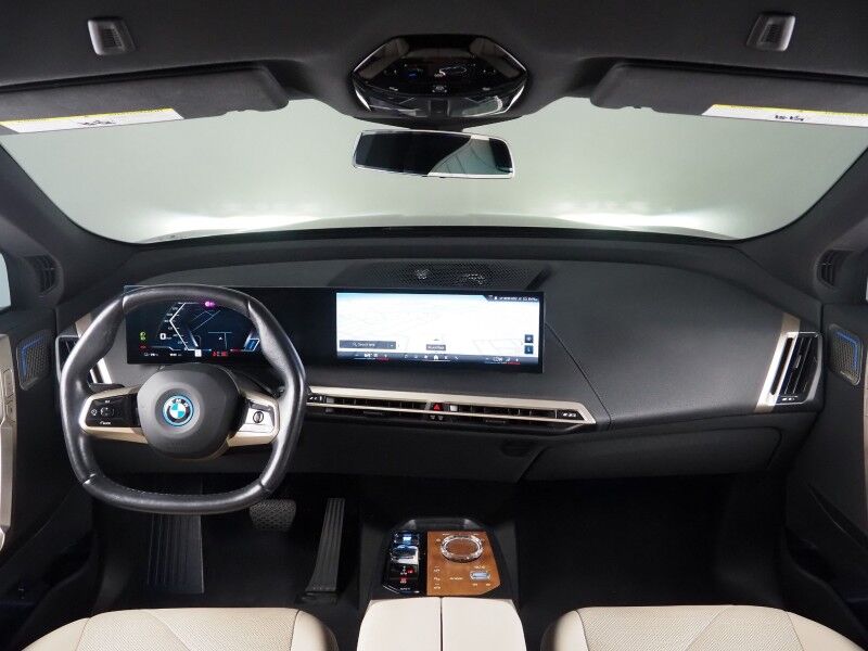 2024 BMW iX M60 AWD LUXURY PKG, DRIVING ASSISTANCE PRO PKG, HEADS-UP DISPLAY, NAVIGATION, ADAPTIVE CRUISE, 360 CAMERAS, PANO ECLIPSING GLASS ROOF, CLIMATE/MULTI-FUNCTION SEATS, HEATED STEERING, BOWERS & WILKINS, WIRELESS CHARGING