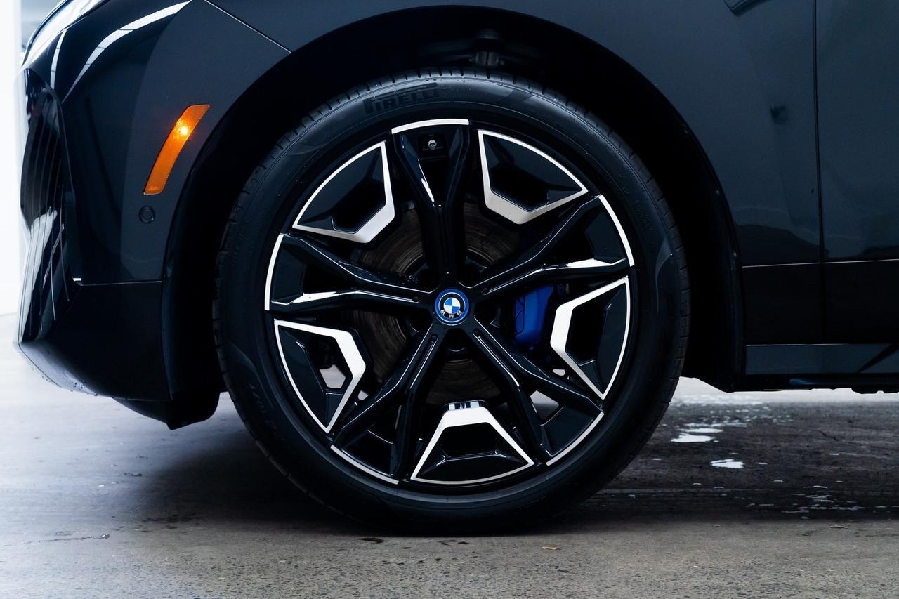 2024 BMW iX xDrive50 1 Owner Heated Seats Sport Package Portland OR