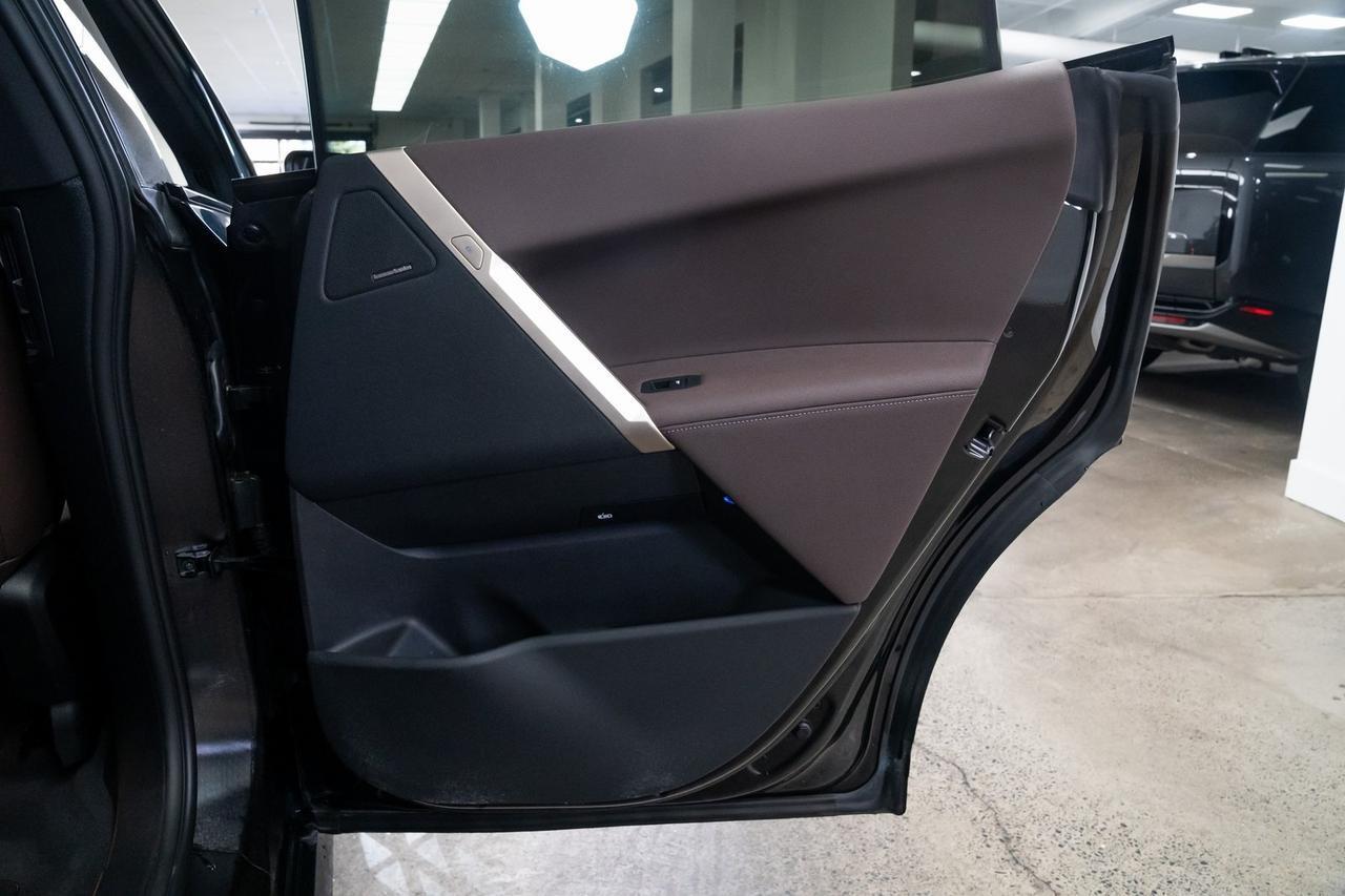 2024 BMW iX xDrive50 1 Owner Heated Seats Sport Package Portland OR