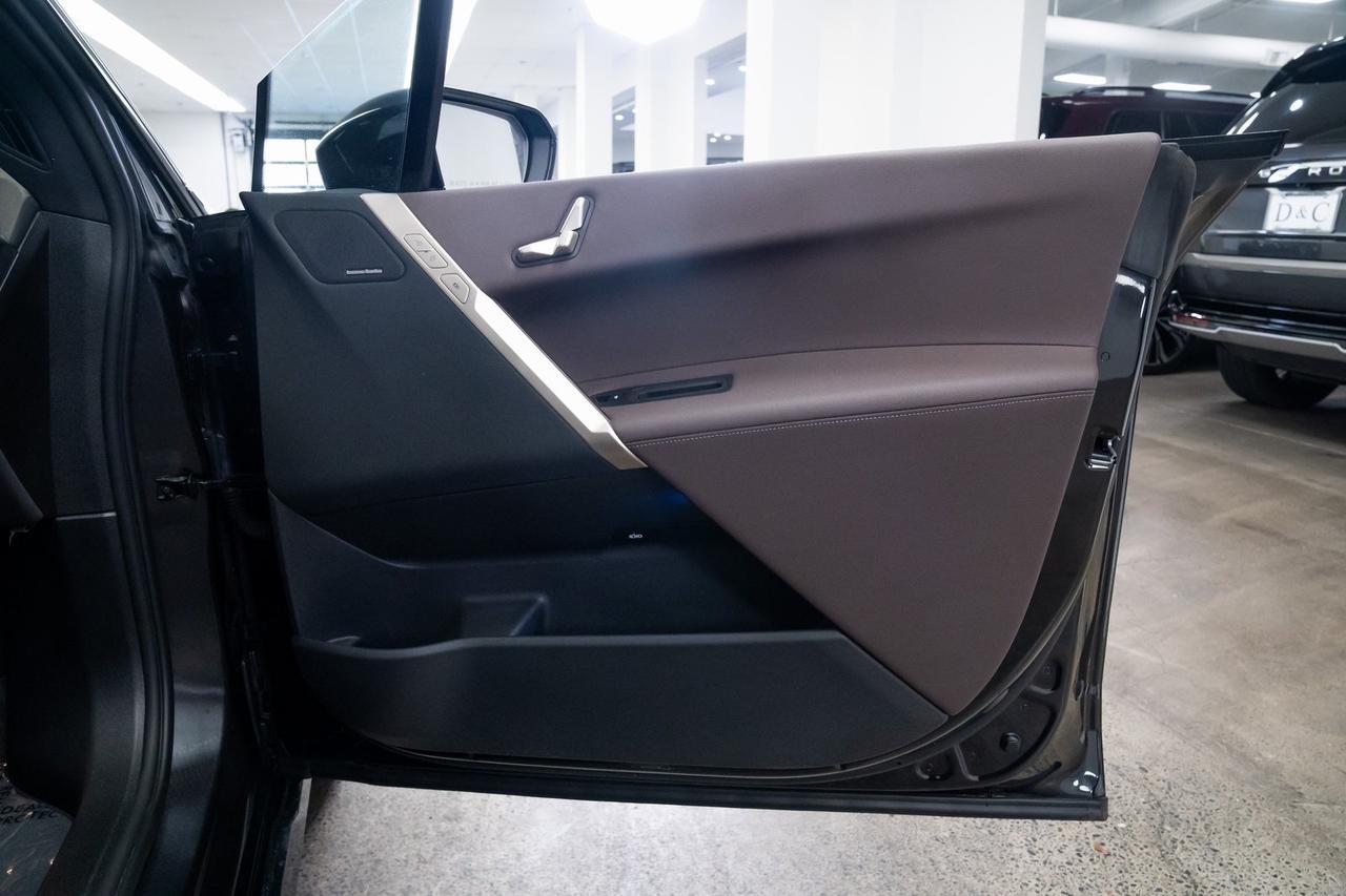 2024 BMW iX xDrive50 1 Owner Heated Seats Sport Package Portland OR