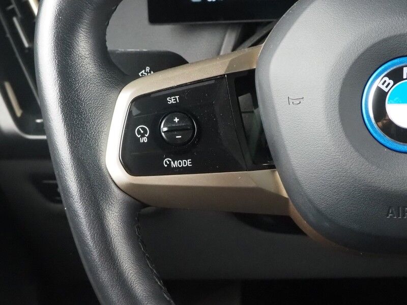 2024 BMW iX xDrive50 AWD *DRIVING ASSIST PRO, HEADS-UP DISPLAY, NAVIGATION, LIVE COCKPIT PRO, ADAPTIVE CRUISE, SAFETY ALERTS, 360 CAMERAS, PANO ECLIPSING GLASS ROOF, HEATED MULTI-FUNCTION SEATS, HEATED STEERING, HARMAN/KARDON, WIRELESS CHARGING Round Rock TX