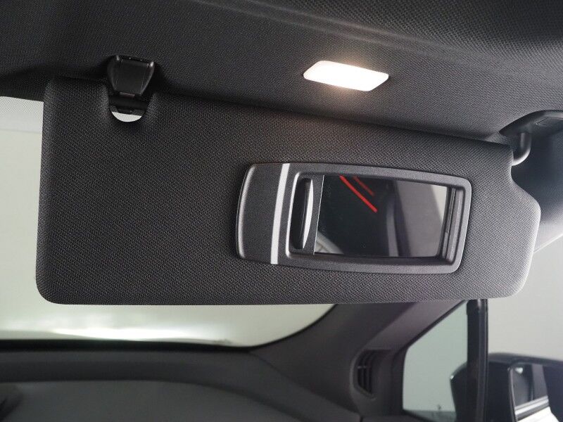 2024 BMW iX xDrive50 AWD *DRIVING ASSIST PRO, HEADS-UP DISPLAY, NAVIGATION, LIVE COCKPIT PRO, ADAPTIVE CRUISE, SAFETY ALERTS, 360 CAMERAS, PANO ECLIPSING GLASS ROOF, HEATED MULTI-FUNCTION SEATS, HEATED STEERING, HARMAN/KARDON, WIRELESS CHARGING Round Rock TX