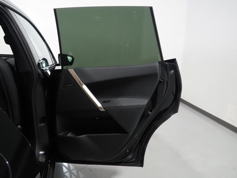 2024 BMW iX xDrive50 AWD *DRIVING ASSIST PRO, HEADS-UP DISPLAY, NAVIGATION, LIVE COCKPIT PRO, ADAPTIVE CRUISE, SAFETY ALERTS, 360 CAMERAS, PANO ECLIPSING GLASS ROOF, HEATED MULTI-FUNCTION SEATS, HEATED STEERING, HARMAN/KARDON, WIRELESS CHARGING Round Rock TX