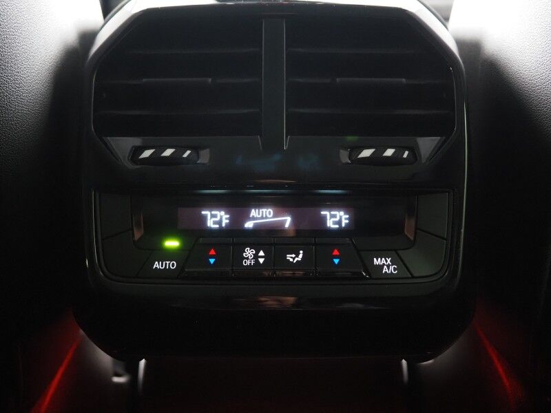 2024 BMW iX xDrive50 AWD *DRIVING ASSIST PRO, HEADS-UP DISPLAY, NAVIGATION, LIVE COCKPIT PRO, ADAPTIVE CRUISE, SAFETY ALERTS, 360 CAMERAS, PANO ECLIPSING GLASS ROOF, HEATED MULTI-FUNCTION SEATS, HEATED STEERING, HARMAN/KARDON, WIRELESS CHARGING Round Rock TX