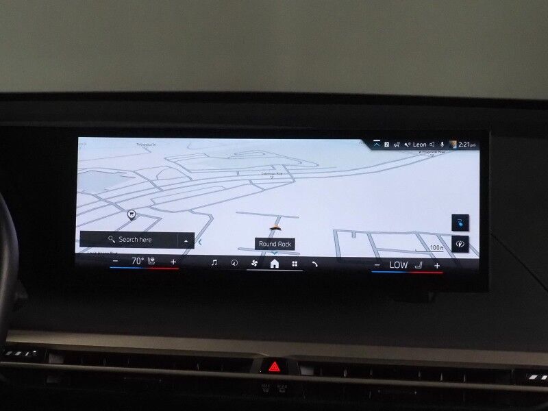 2024 BMW iX xDrive50 AWD *DRIVING ASSIST PRO, HEADS-UP DISPLAY, NAVIGATION, LIVE COCKPIT PRO, ADAPTIVE CRUISE, SAFETY ALERTS, 360 CAMERAS, PANO ECLIPSING GLASS ROOF, HEATED MULTI-FUNCTION SEATS, HEATED STEERING, HARMAN/KARDON, WIRELESS CHARGING Round Rock TX