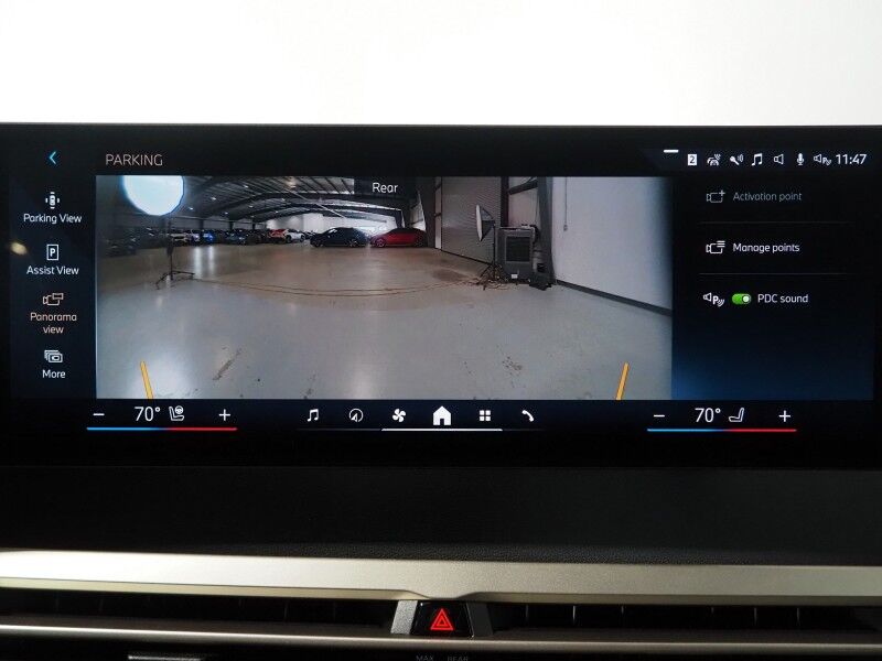 2024 BMW iX xDrive50 AWD *DRIVING ASSIST PRO, HEADS-UP DISPLAY, NAVIGATION, LIVE COCKPIT PRO, ADAPTIVE CRUISE, SAFETY ALERTS, 360 CAMERAS, PANO ECLIPSING GLASS ROOF, HEATED MULTI-FUNCTION SEATS, HEATED STEERING, HARMAN/KARDON, WIRELESS CHARGING Round Rock TX