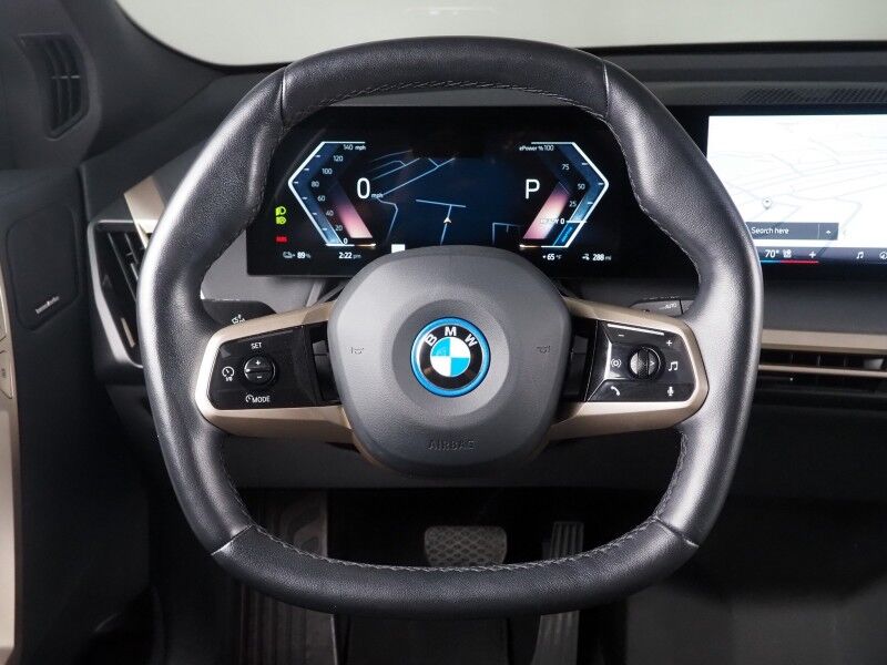 2024 BMW iX xDrive50 AWD *DRIVING ASSIST PRO, HEADS-UP DISPLAY, NAVIGATION, LIVE COCKPIT PRO, ADAPTIVE CRUISE, SAFETY ALERTS, 360 CAMERAS, PANO ECLIPSING GLASS ROOF, HEATED MULTI-FUNCTION SEATS, HEATED STEERING, HARMAN/KARDON, WIRELESS CHARGING Round Rock TX