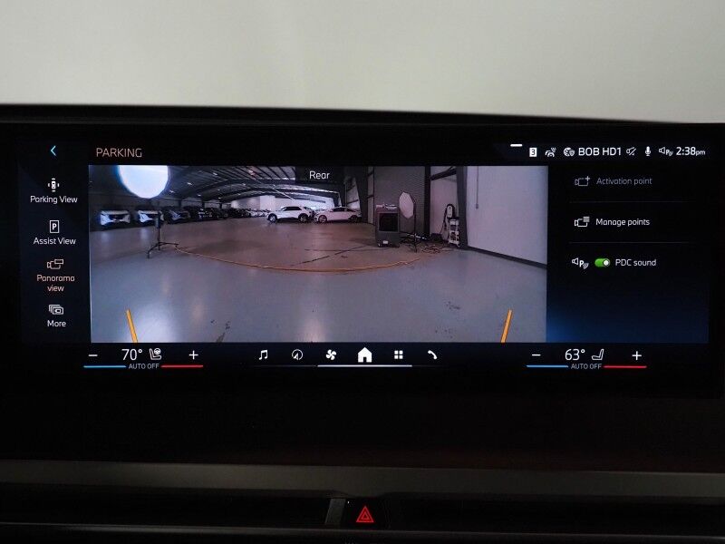 2024 BMW iX xDrive50 AWD *LUXURY & SPORT PKGS, DRIVING ASSIST PRO, HEADS-UP DISPLAY, NAVIGATION, ADAPTIVE CRUISE, 360 CAMERAS, PANO ECLIPSING MOONROOF, LEATHER, HEATED SEATS/STEERING, HARMAN/KARDON, WIRELESS CHARGING Round Rock TX