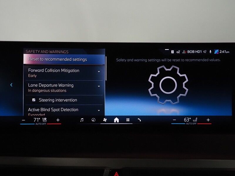 2024 BMW iX xDrive50 AWD *LUXURY & SPORT PKGS, DRIVING ASSIST PRO, HEADS-UP DISPLAY, NAVIGATION, ADAPTIVE CRUISE, 360 CAMERAS, PANO ECLIPSING MOONROOF, LEATHER, HEATED SEATS/STEERING, HARMAN/KARDON, WIRELESS CHARGING Round Rock TX