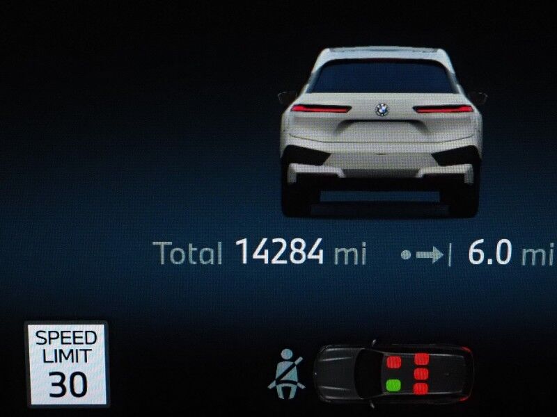 2024 BMW iX xDrive50 AWD *LUXURY & SPORT PKGS, DRIVING ASSIST PRO, HEADS-UP DISPLAY, NAVIGATION, ADAPTIVE CRUISE, 360 CAMERAS, PANO ECLIPSING MOONROOF, LEATHER, HEATED SEATS/STEERING, HARMAN/KARDON, WIRELESS CHARGING Round Rock TX