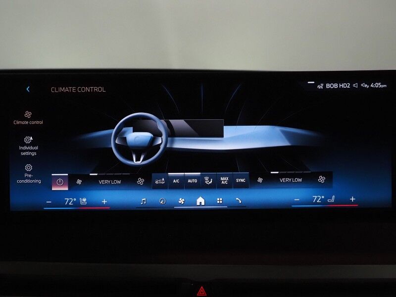 2024 BMW iX xDrive50 AWD *SPORT PKG, DRIVING ASSIST PRO, HEADS-UP DISPLAY, NAVIGATION, ADAPTIVE CRUISE, SAFETY ALERTS, 360 CAMERAS, PANO ECLIPSING GLASS ROOF, LEATHER, CLIMATE SEATS, 22 INCH WHEELS, HARMAN/KARDON, WIRELESS CHARGING Round Rock TX