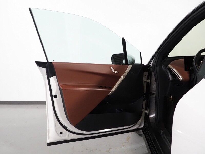 2024 BMW iX xDrive50 AWD *SPORT PKG, DRIVING ASSIST PRO, HEADS-UP DISPLAY, NAVIGATION, ADAPTIVE CRUISE, SAFETY ALERTS, 360 CAMERAS, PANO ECLIPSING GLASS ROOF, LEATHER, CLIMATE SEATS, 22 INCH WHEELS, HARMAN/KARDON, WIRELESS CHARGING Round Rock TX