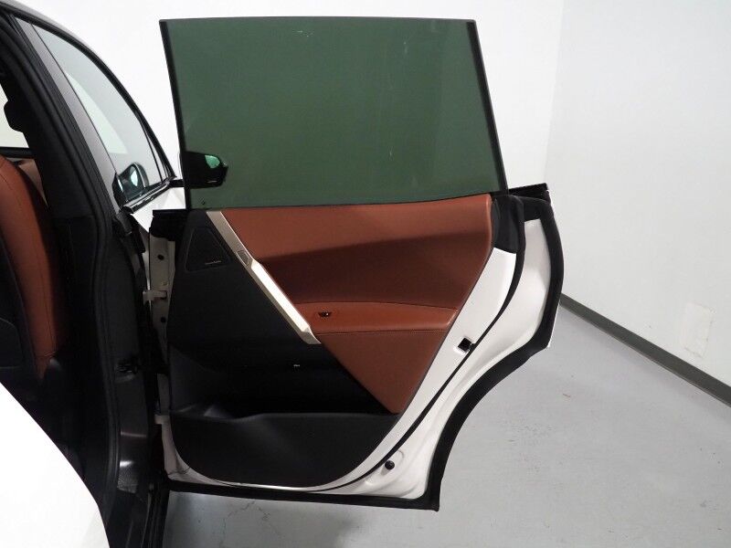 2024 BMW iX xDrive50 AWD *SPORT PKG, DRIVING ASSIST PRO, HEADS-UP DISPLAY, NAVIGATION, ADAPTIVE CRUISE, SAFETY ALERTS, 360 CAMERAS, PANO ECLIPSING GLASS ROOF, LEATHER, CLIMATE SEATS, 22 INCH WHEELS, HARMAN/KARDON, WIRELESS CHARGING Round Rock TX