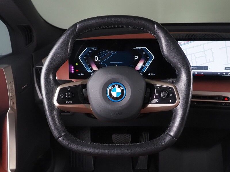 2024 BMW iX xDrive50 AWD *SPORT PKG, DRIVING ASSIST PRO, HEADS-UP DISPLAY, NAVIGATION, ADAPTIVE CRUISE, SAFETY ALERTS, 360 CAMERAS, PANO ECLIPSING MOONROOF, LEATHER, CLIMATE SEATS, 22 INCH WHEELS, HARMAN/KARDON, WIRELESS CHARGING Round Rock TX