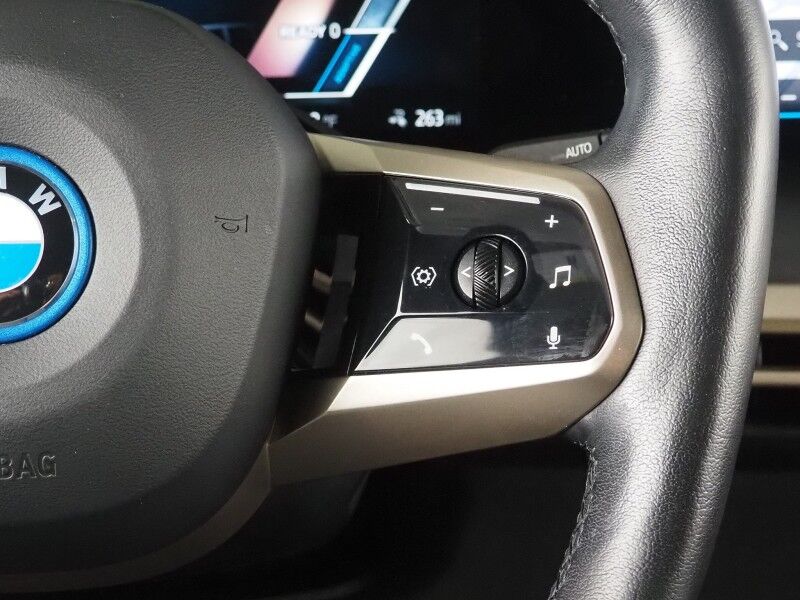 2024 BMW iX xDrive50 AWD *SPORT PKG, HEADS-UP DISPLAY, NAVIGATION, LIVE COCKPIT PRO, SAFETY ALERTS, 360 VIEW CAMERAS, PANO ECLIPSING MOONROOF, CLIMATE SEATS, HEATED STEERING, 22 INCH WHEELS, HARMAN/KARDON, WIRELESS CHARGING Round Rock TX