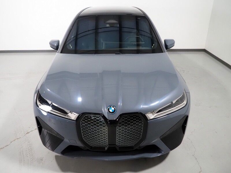 2024 BMW iX xDrive50 AWD *SPORT PKG, HEADS-UP DISPLAY, NAVIGATION, LIVE COCKPIT PRO, SAFETY ALERTS, 360 VIEW CAMERAS, PANO ECLIPSING MOONROOF, CLIMATE SEATS, HEATED STEERING, 22 INCH WHEELS, HARMAN/KARDON, WIRELESS CHARGING Round Rock TX