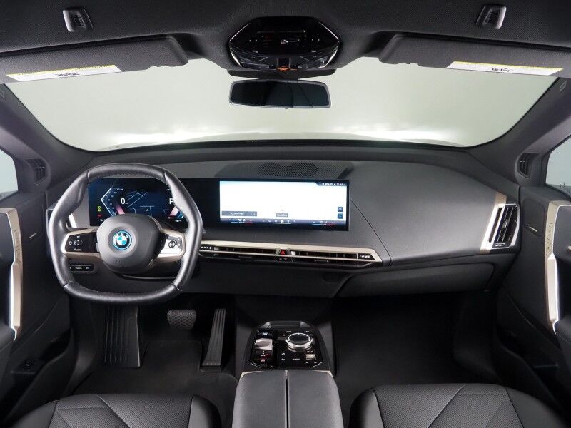 2024 BMW iX xDrive50 AWD *SPORT PKG, HEADS-UP DISPLAY, NAVIGATION, LIVE COCKPIT PRO, SAFETY ALERTS, 360 VIEW CAMERAS, PANO ECLIPSING MOONROOF, CLIMATE SEATS, HEATED STEERING, 22 INCH WHEELS, HARMAN/KARDON, WIRELESS CHARGING