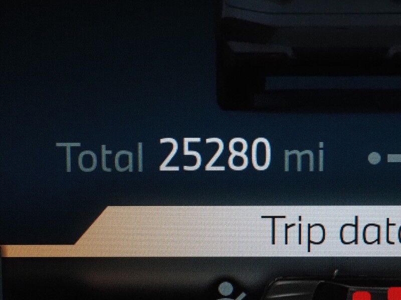 2024 BMW iX xDrive50 AWD *SPORT PKG, HEADS-UP DISPLAY, NAVIGATION, LIVE COCKPIT PRO, SAFETY ALERTS, 360 VIEW CAMERAS, PANO ECLIPSING MOONROOF, HEATED SEATS/STEERING, 22 INCH WHEELS, HARMAN/KARDON, WIRELESS CHARGING Round Rock TX