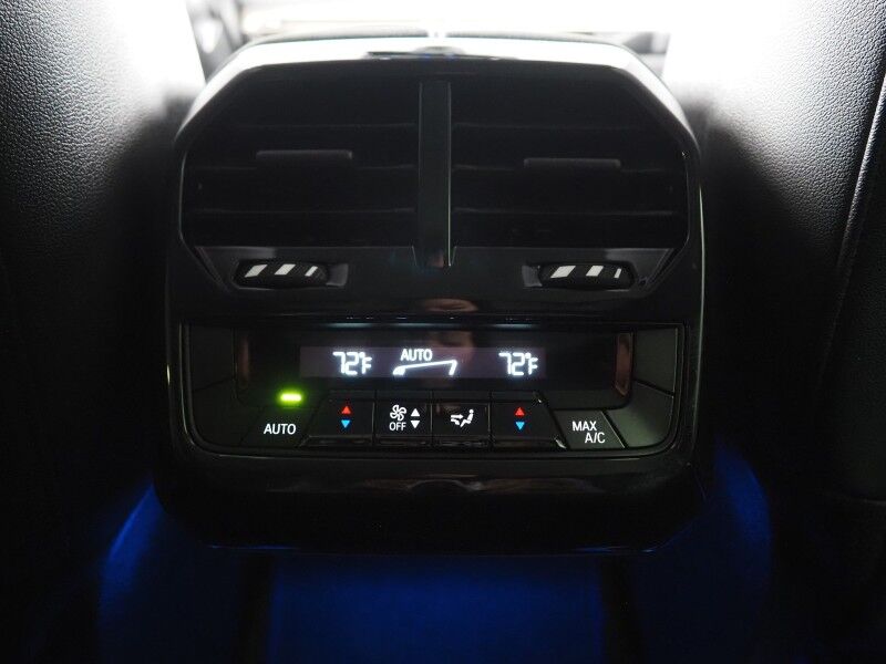 2024 BMW iX xDrive50 AWD *SPORT PKG, HEADS-UP DISPLAY, NAVIGATION, LIVE COCKPIT PRO, SAFETY ALERTS, 360 VIEW CAMERAS, PANO ECLIPSING MOONROOF, HEATED SEATS/STEERING, 22 INCH WHEELS, HARMAN/KARDON, WIRELESS CHARGING Round Rock TX