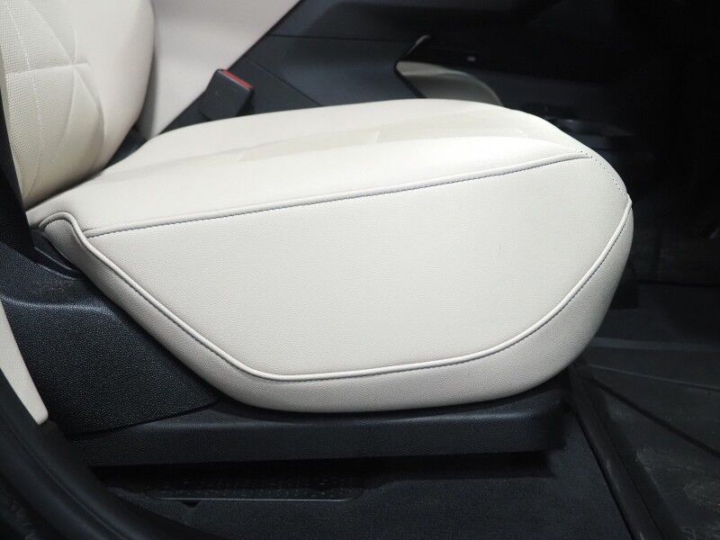 2024 BMW iX xDrive50 AWD *SPORT & LUXURY PKGS, DRIVING ASSIST PRO, HEADS-UP DISPLAY, NAVIGATION, ADAPTIVE CRUISE, SAFETY ALERTS, 360 CAMERAS, PANO ECLIPSING MOONROOF, HEATED/MULTI-FUNCTION SEATS, HARMAN/KARDON, WIRELESS CHARGING Round Rock TX