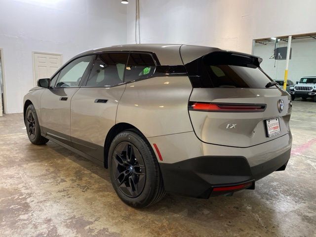 2024 BMW iX xDrive50