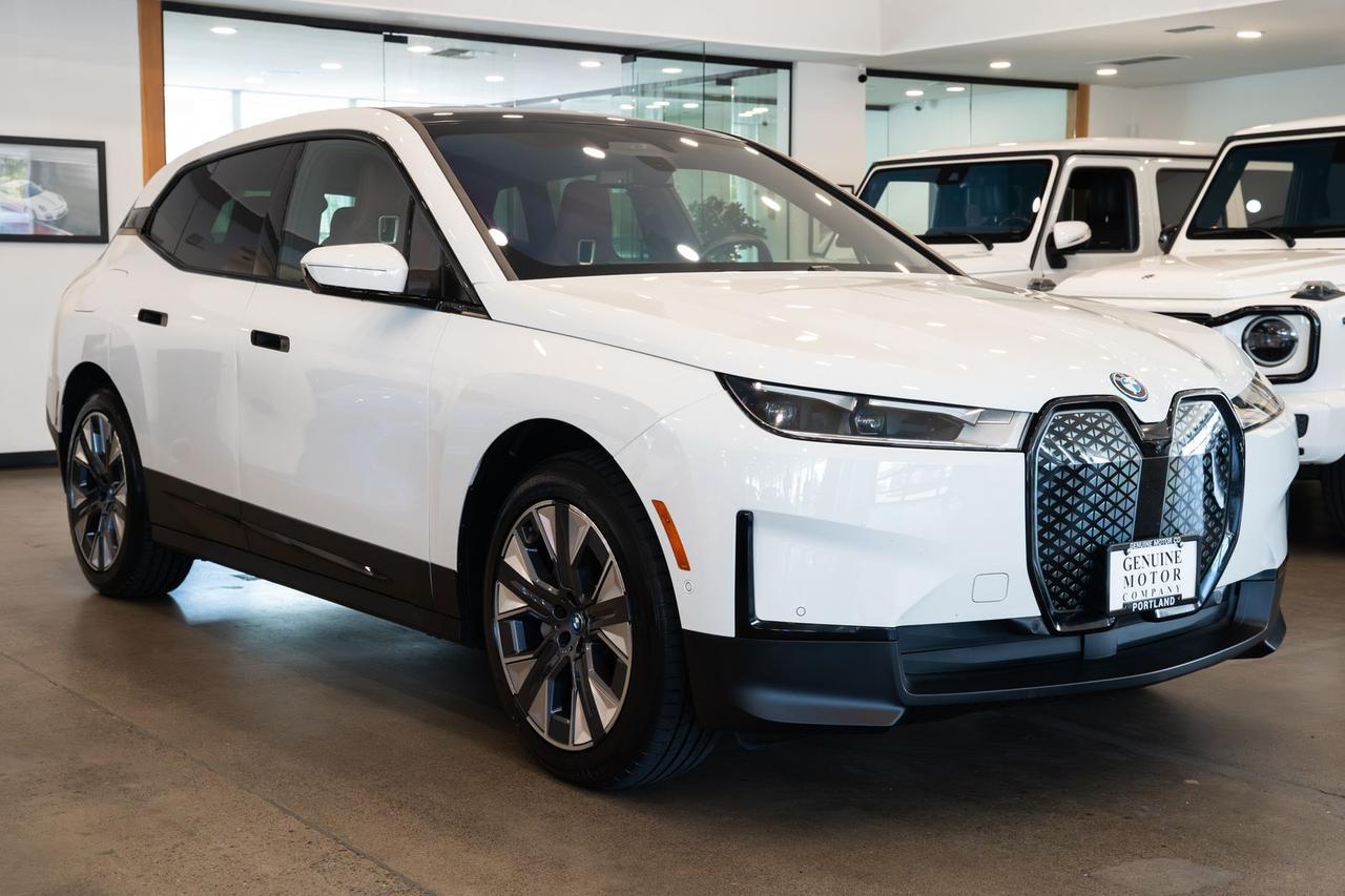 2024 BMW iX xDrive50 Gladstone OR