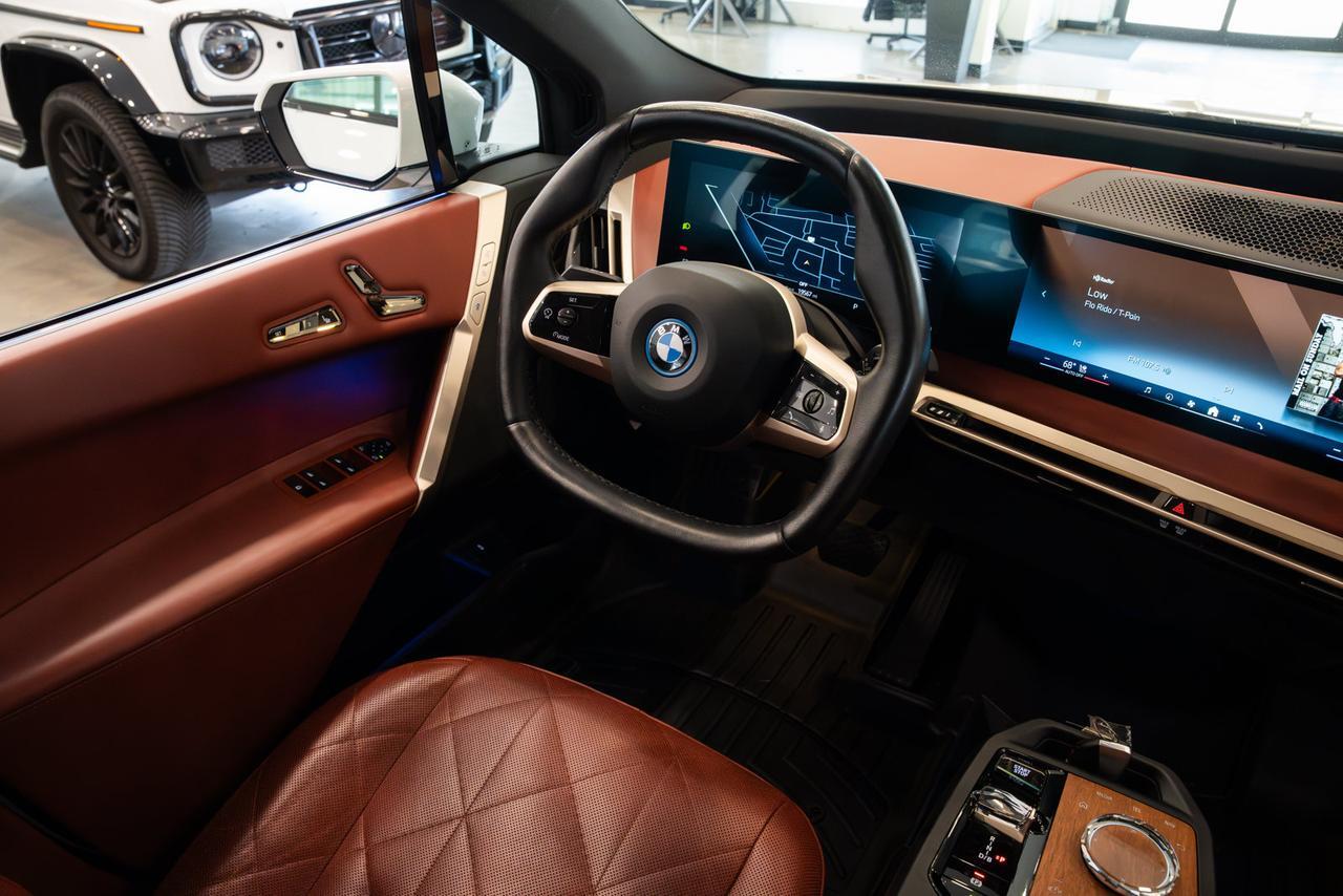 2024 BMW iX xDrive50 Gladstone OR
