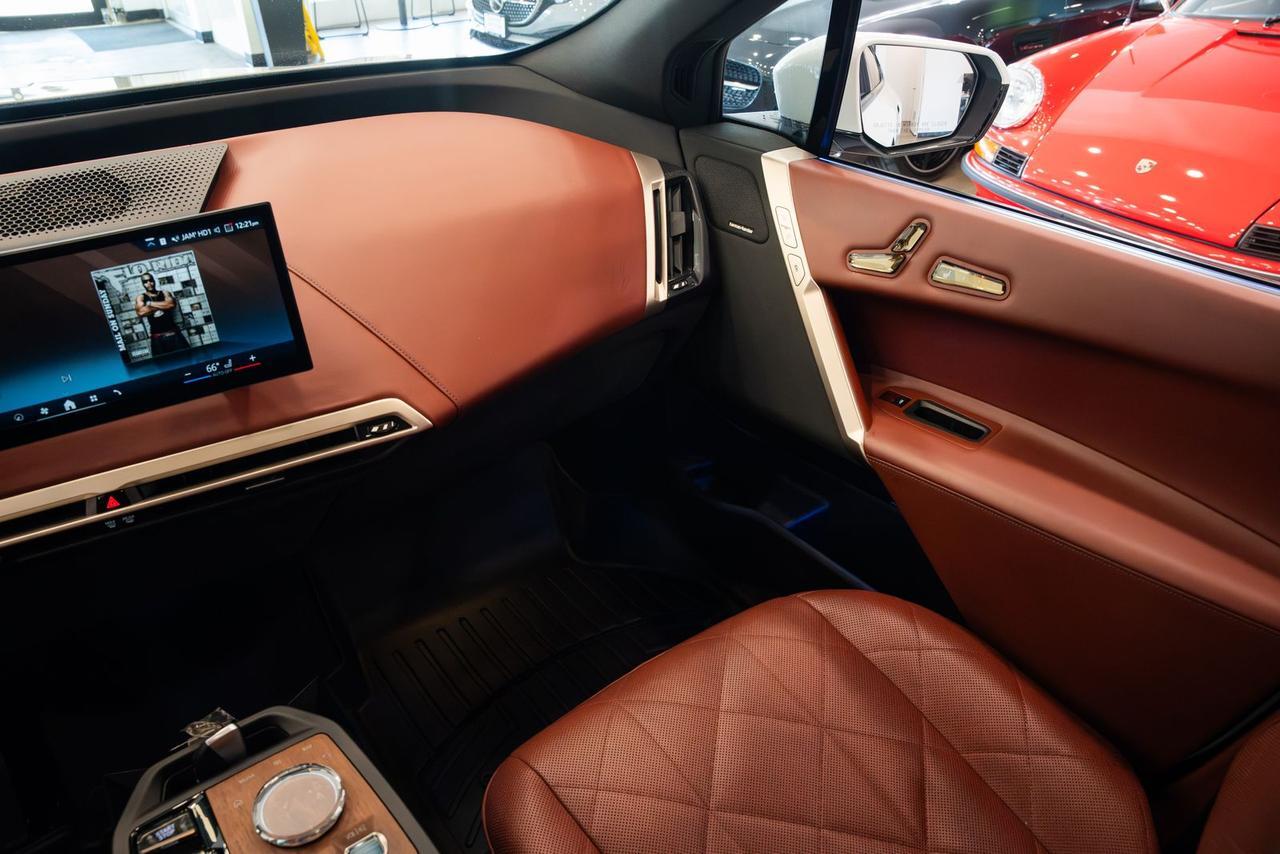 2024 BMW iX xDrive50 Gladstone OR