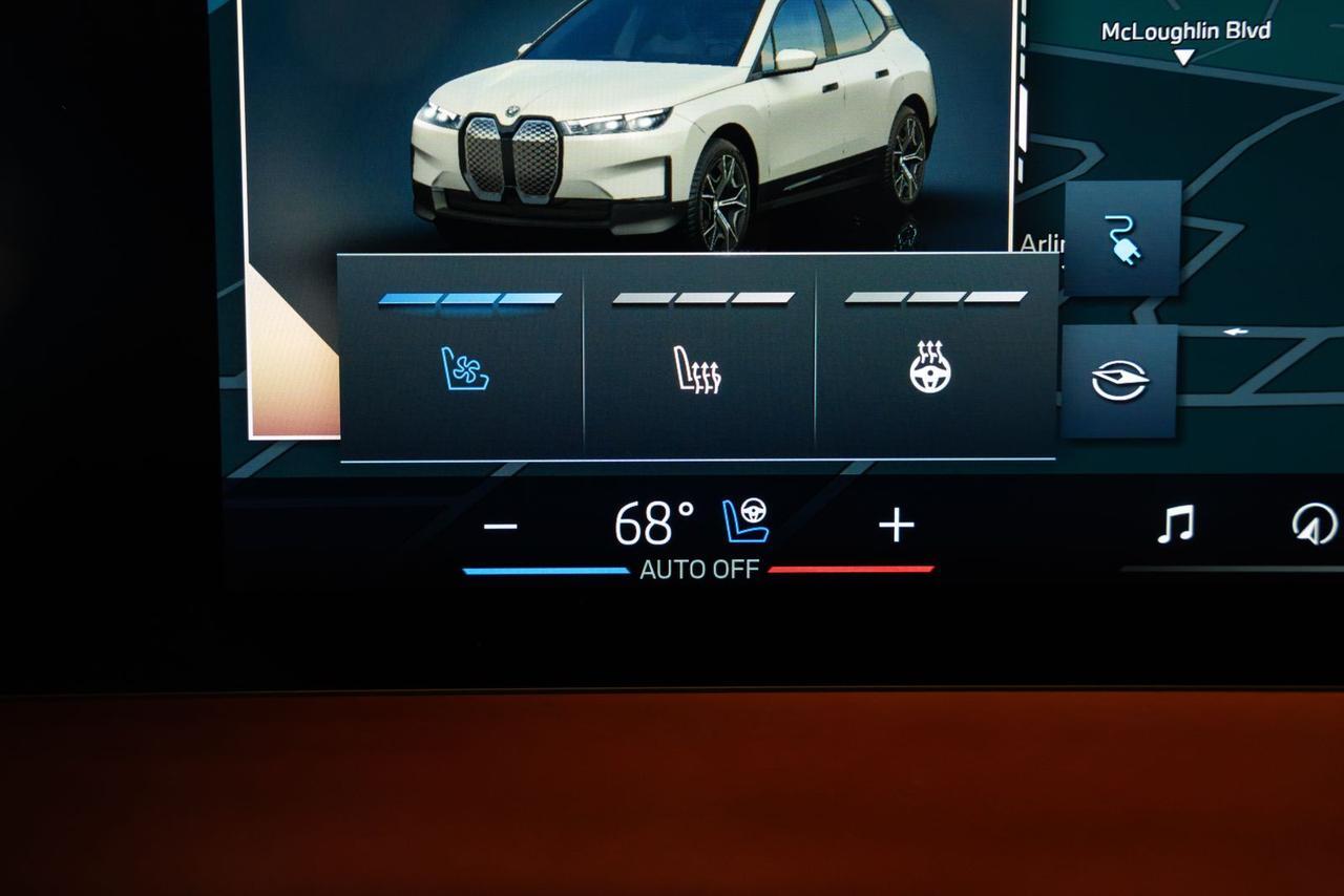 2024 BMW iX xDrive50 Gladstone OR