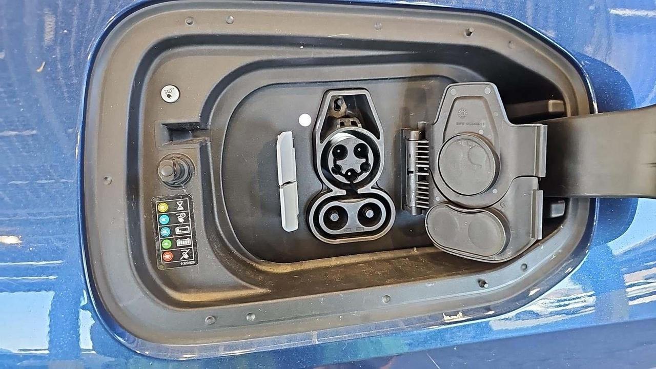 2024 BMW iX xDrive50 Harman Kardon Sound Panoramic Sky Lounge Roof Portland OR