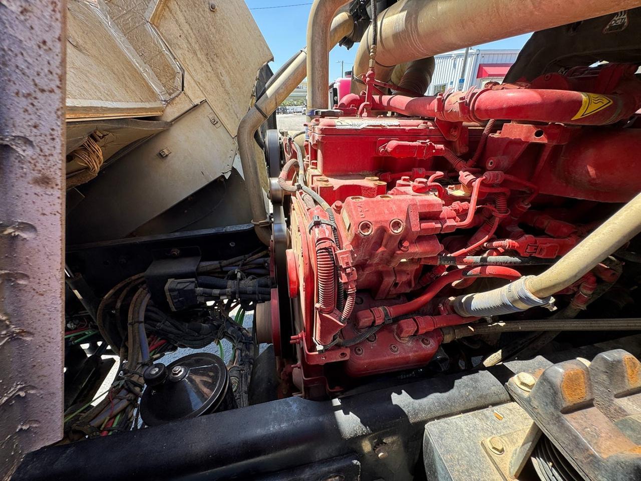 2024 Battle Motors LET 2 31 yard Pac-Tech Side Loader Garbage Truck Tampa FL