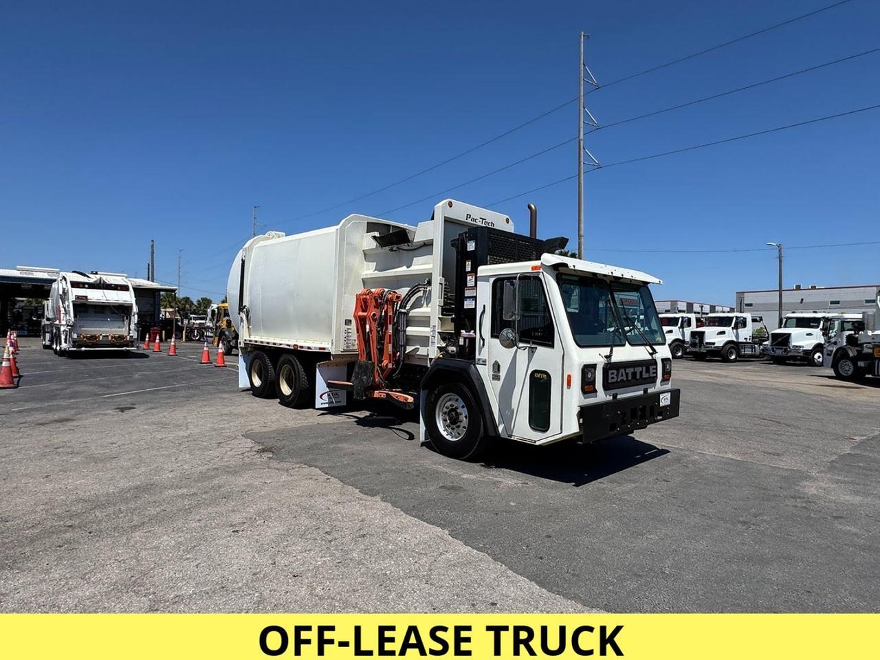 2024 Battle Motors LET 2 31 yard Pac-Tech Side Loader Garbage Truck