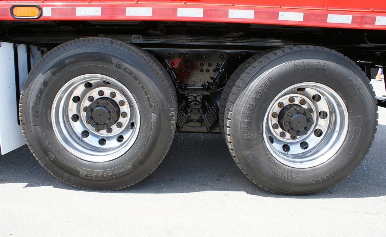 2024 Battle Motors LET 2 31 yd Pac Tech Side Loader Garbage Truck Tampa FL