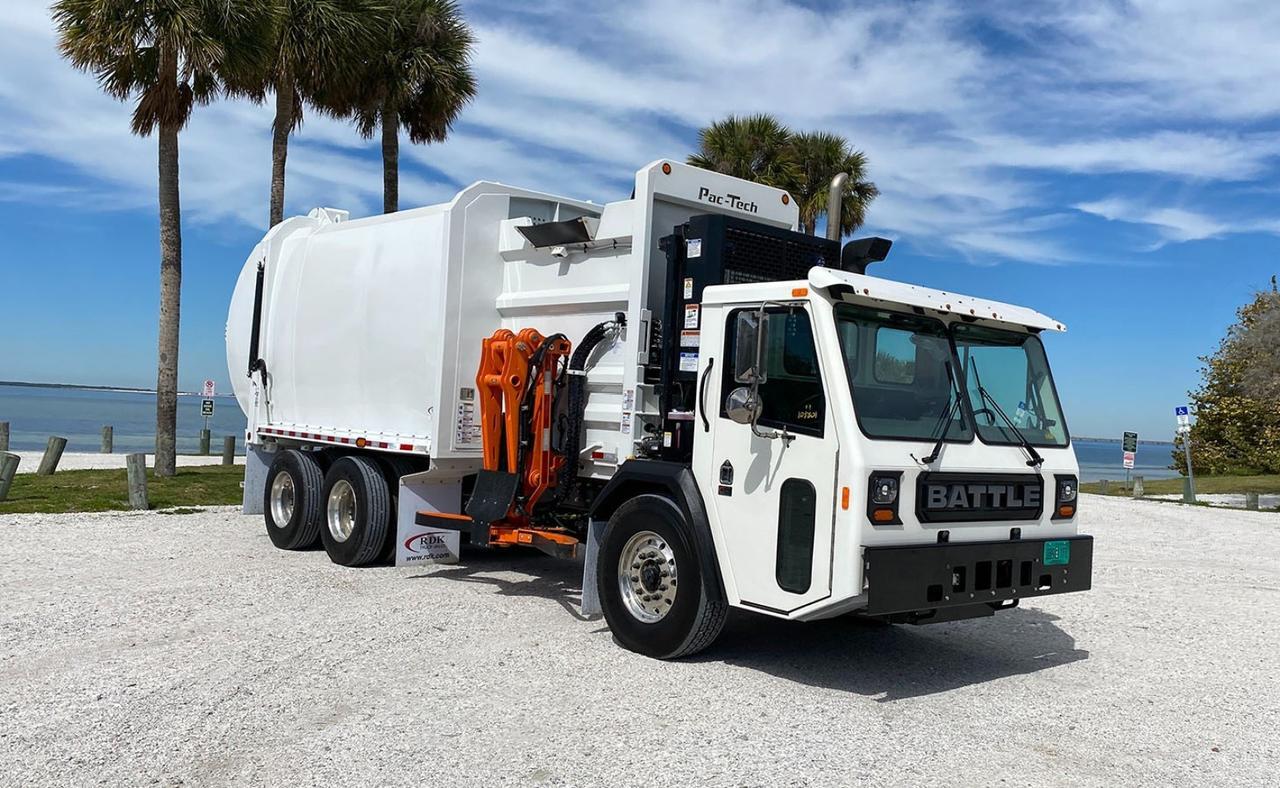 2024 Battle Motors LET 2 31 yd Pac Tech Side Loader Garbage Truck Tampa FL